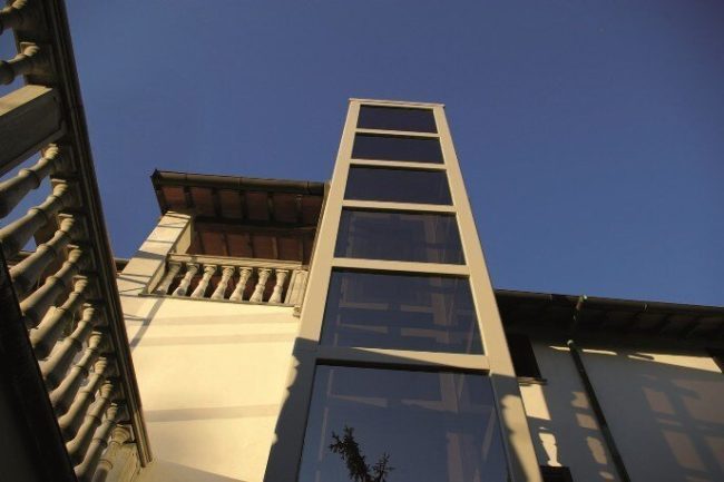 Thyssenkrupp Residential Outdoor Vertical lift
